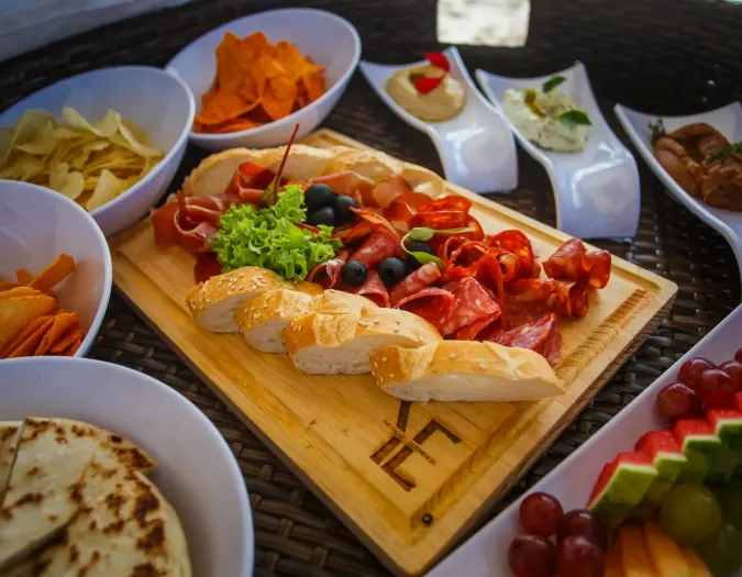 3-Hour Sunset Cruise with Food & Drinks