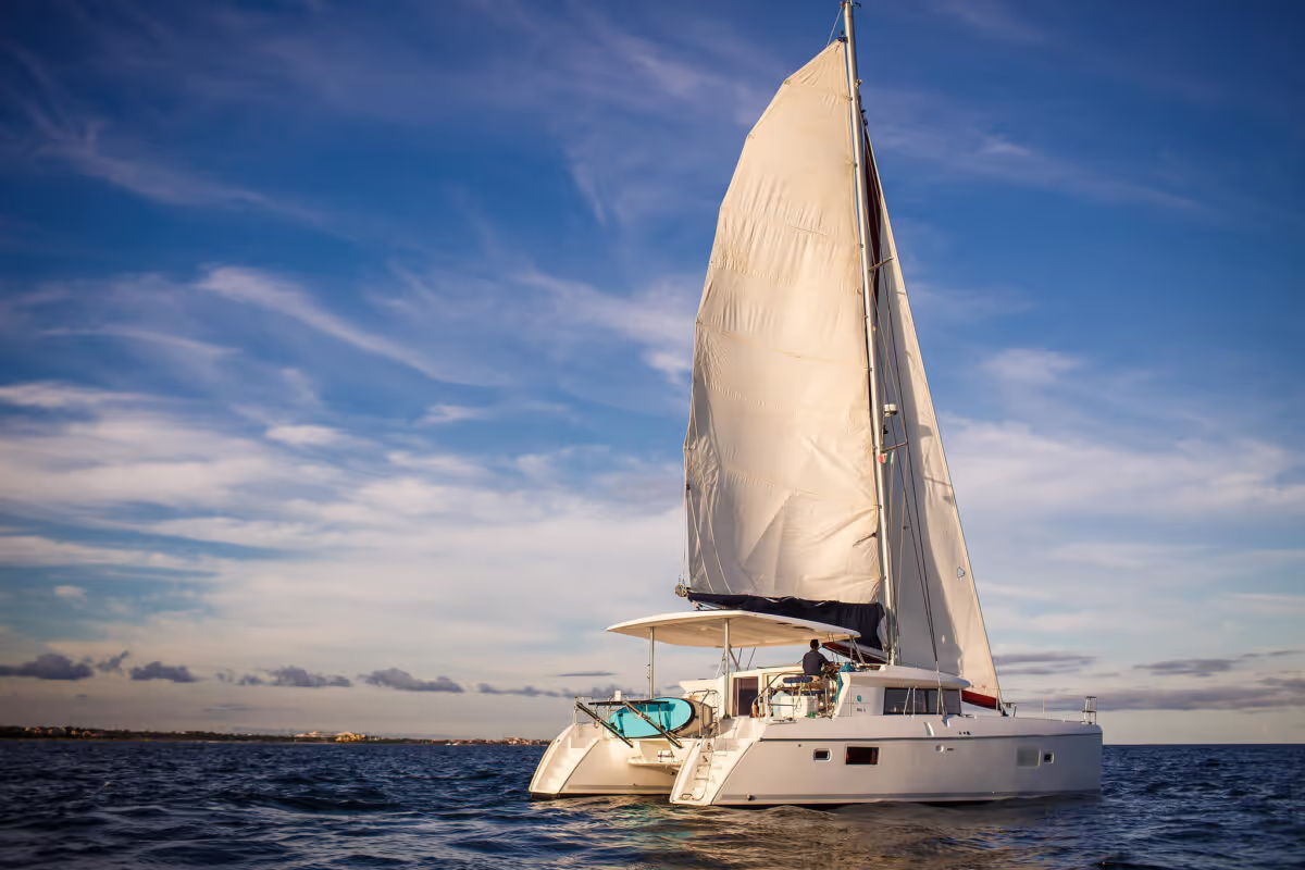 42 ft Lagoon Luxury Catamaran
