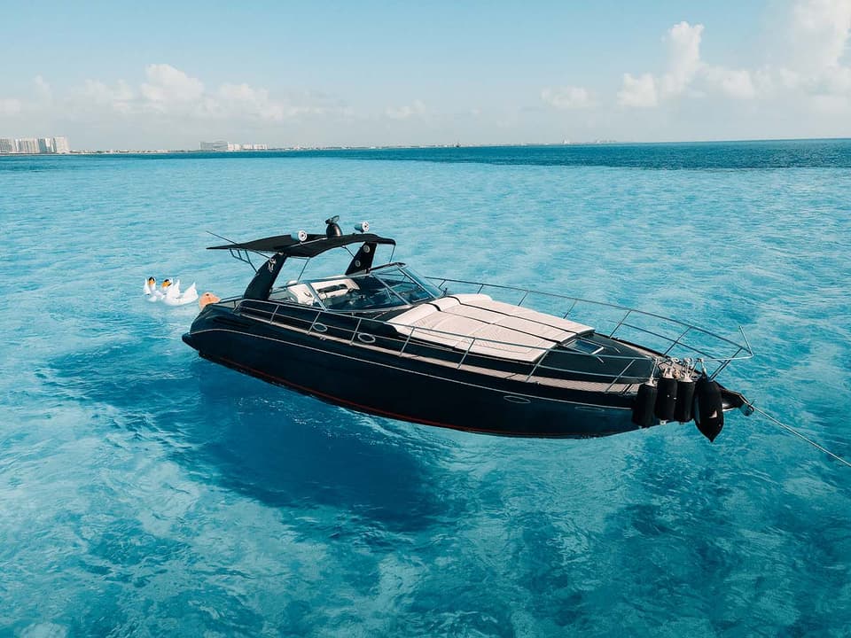 Yate de lujo Mia Sea Ray de 43 ft