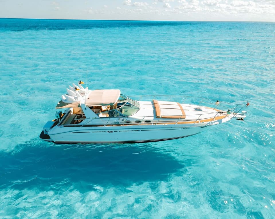 Yate de lujo Tata Sea Ray de 43 ft