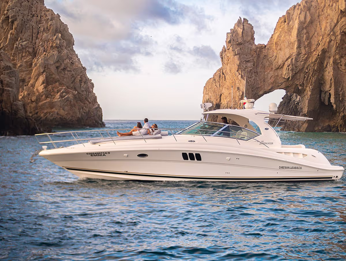 45 ft Sea Ray Luxury Yacht