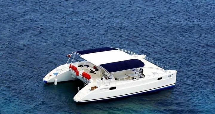 Bareboat Full Day Beach Tour