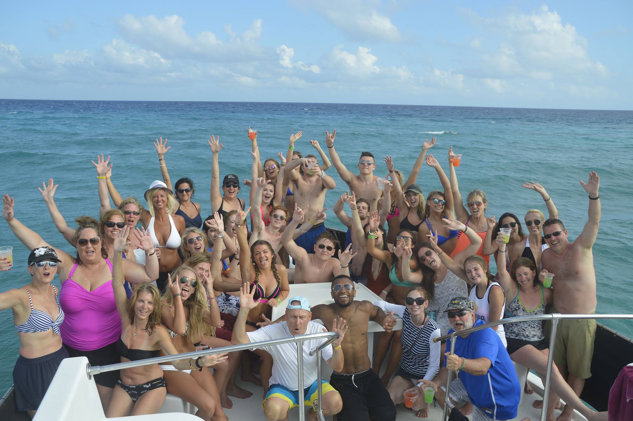 Booze Cruise Riviera Maya