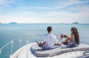 Play Del Carmen Yachts